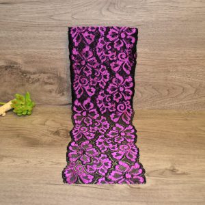 Dentelle extensible mauve