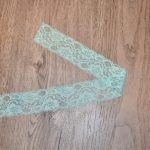 Dentelle extensible bleue pâle