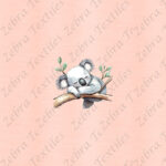 Koala dodo et feuillage fond rose