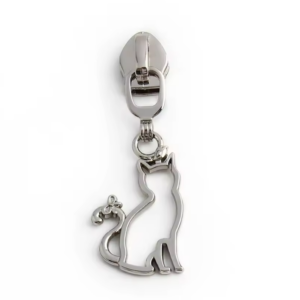 Curseur de fermeture éclair chat argent