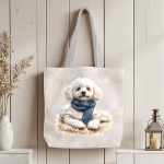 Caniche blanc fond taupe