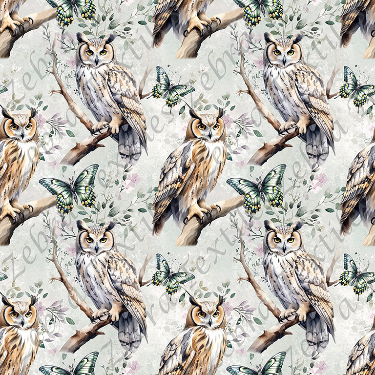 Hibou et papillon fond floral