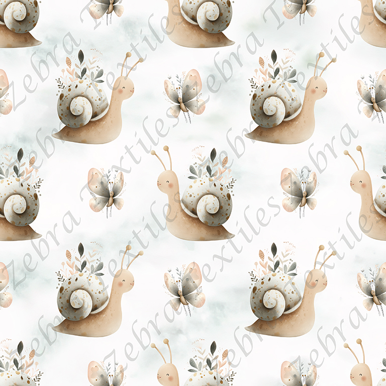 Escargot et papillon fond nuageux