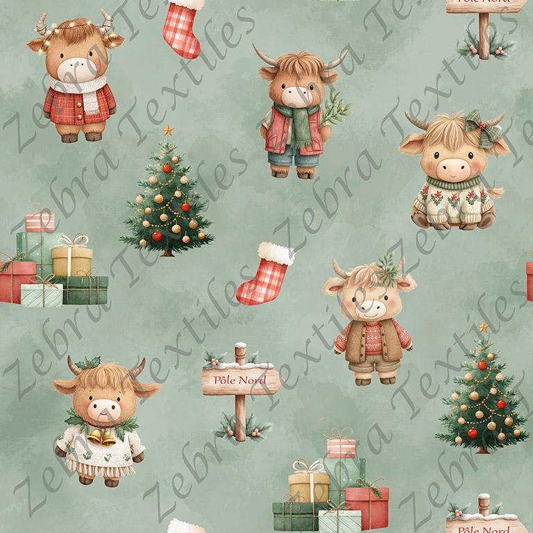Vache highland et sapin fond vert